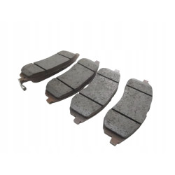 Klocki hamulcowe przód Mitsubishi L200 OE MN102622