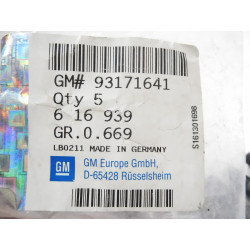 ŚRUBA KOŁA ZAMACHOWEGO OPEL ZAFIRA A 93171641