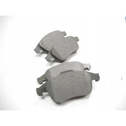 Klocki hamulcowe przód Hella 8DB355014-801