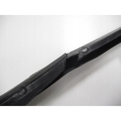 USZCZELKA REFLEKTORA PRAWEGO VECTRA C OE 93171468