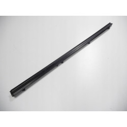 MERCEDES W213 LISTWA DRZWI PRAWY TYŁ A2136900662