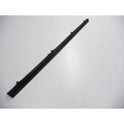 MERCEDES W213 LISTWA DRZWI PRAWY TYŁ A2136900662