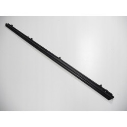 MERCEDES W213 LISTWA DRZWI PRAWY TYŁ A2136900662