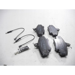 KLOCKI HAMULCOWE RENAULT TWINGO II PRZÓD WVA 21463