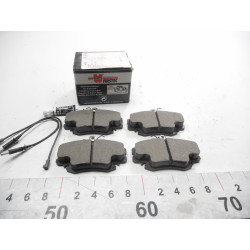 KLOCKI HAMULCOWE RENAULT TWINGO II PRZÓD WVA 21463