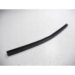 Listwa szyby drzwi tył Peugeot 406 OE 9312.58