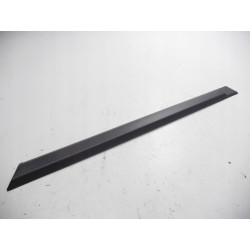 Listwa drzwi lewy tył Peugeot 309 5d OE 9352.78