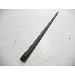 Listwa ochronna lewy tył Peugeot 205 OE 9352.75