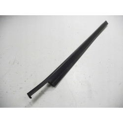 Uszczelka szyby drzwi lewy przód Peugeot 933461