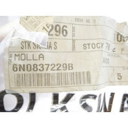 Sprężyna wkładki zamka VW POLO CABRIO 6N0837229B