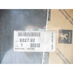 LISTWA DRZWI PRAWY TYŁ PEUGEOT 207 9327.92