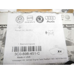 Klocki hamulcowe tył Volkswagen Passat 3C0698451C