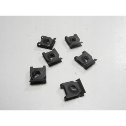 Spinka moc. listwy Kia Sorento OE 0K092 60408