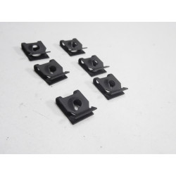 Spinka moc. listwy Kia Sorento OE 0K092 60408