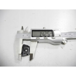 Zacisk, tylna listwa okna Mitsubishi OE MB106520
