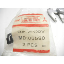 Zacisk, tylna listwa okna Mitsubishi OE MB106520