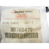 Haczyk dywanika Mitsubishi Pajero OE MB768479