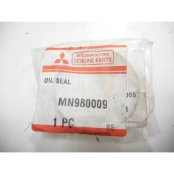 USZCZELNIACZ WAŁU KORBOWEGO LANCER OE MN980009