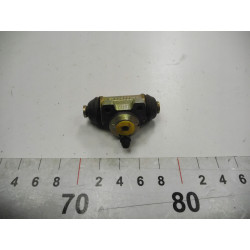 Cylinderek hamulcowy Renault OE 7701207639