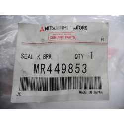 ZESTAW NAPR. ZACISKU HAM. PRZÓD PININ OE MR449853