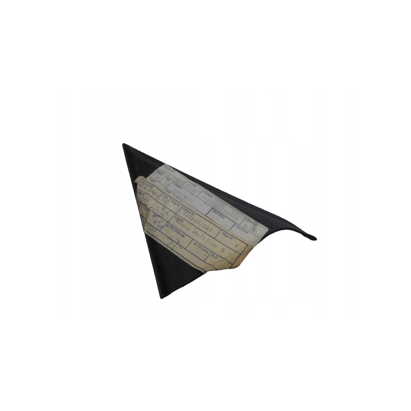 Osłona narożna prawy tył Saab 900 4511457