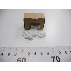 Klips spinka listwy bocznej Clio II OE 7701047661