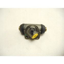 Cyliderek Hamulcowy Renault 20 25 30 7701024264