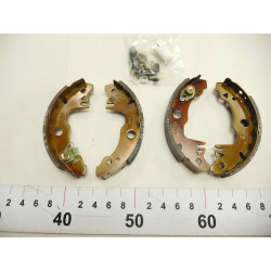 Zestaw szczęk hamulcowych Renault 4 5 7701205051