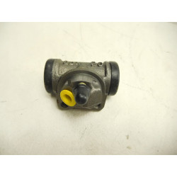 Cylinderek hamulcowy Renault Rapid 7701034119