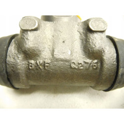 Cylinderek Hamulcowy Renault Clio III 7701024248