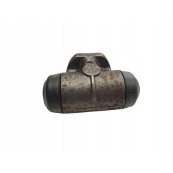 Cylinderek hamulcowy Renault 4 5 6 7701365383