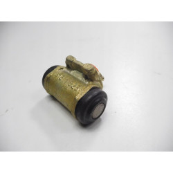 Cylinderek hamulcowy Renault Twingo I 7701039467