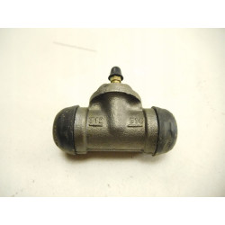 CYLINDEREK HAMULCOWY RENAULT 20 25 30 7701024247