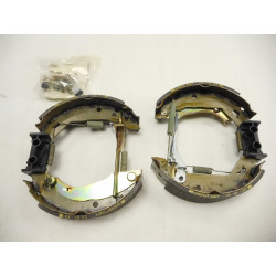 SZCZĘKI HAMULCOWE ZESTAW RENAULT CLIO SUPER 5 7701205314