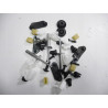 Zestaw Spinek Tylnej Klapy Clio III OE 7711238626