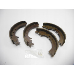 Szczęki hamulcowe CARINA CELICA 04495-27051