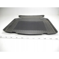 Mata bagażnika Toyota OE DENG6-49020-01