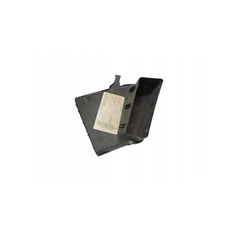 Kolektor dolotowy powietrza AUDI A4 8E0129617D