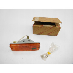 KIERUNKOWSKAZ LEWY TOYOTA STARLET 81520-19855