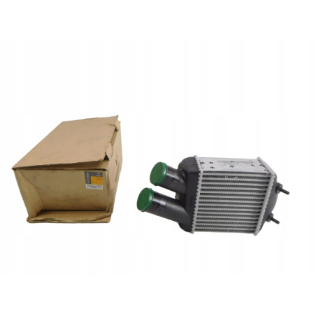 Chłodnica powietrza intercooler RENAULT 8200175069