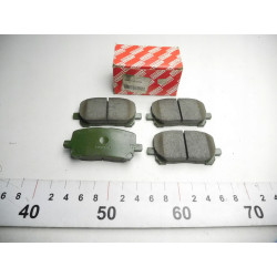 Klocki hamulcowe przód TOYOTA Matrix 4465-02070