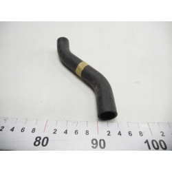 Przewód układu chłodzenia VAG FIAT FORD 068121101B