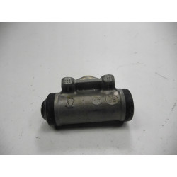 Cylinderek hamulcowy Renault Kangoo OE 7701043913