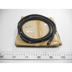 Uszczelka drzwi lewych przód FIESTA 02- 08 1482173