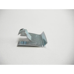 Sprężyna zabezpieczająca kołpak koła VW 823601165A