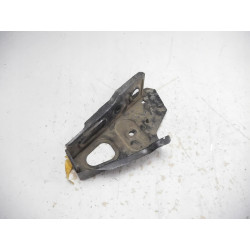 Wspornik błotnika prawego FIAT PUNTO 7733253