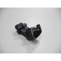 WZMACNIACZ SYGNAŁU GAŹNIKA RENAULT R19 7700869098