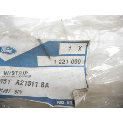 USZCZELKA DRZWI LEWY P FORD FOCUS 98-04 1221090