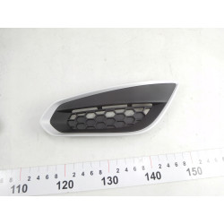 ZAŚLEPKI ZDERZAKA PRZÓD VOLVO S60 11-13 31283095 31294133 3194134