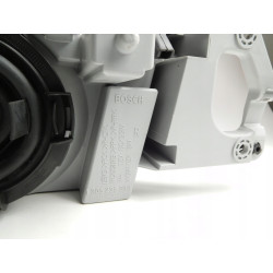 LAMPA PRAWY PRZÓD MAZDA 323 F 98-04 BJ1V-51-030B